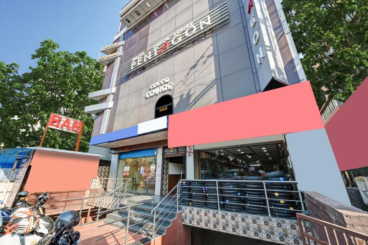 Townhouse Oak Pentagon Residency Otel Bhubaneswar Dış mekan fotoğraf