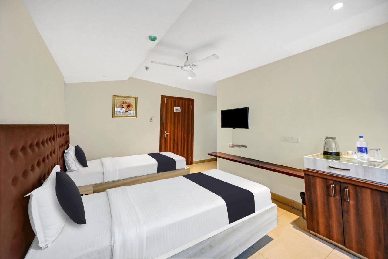 Townhouse Oak Pentagon Residency Otel Bhubaneswar Dış mekan fotoğraf