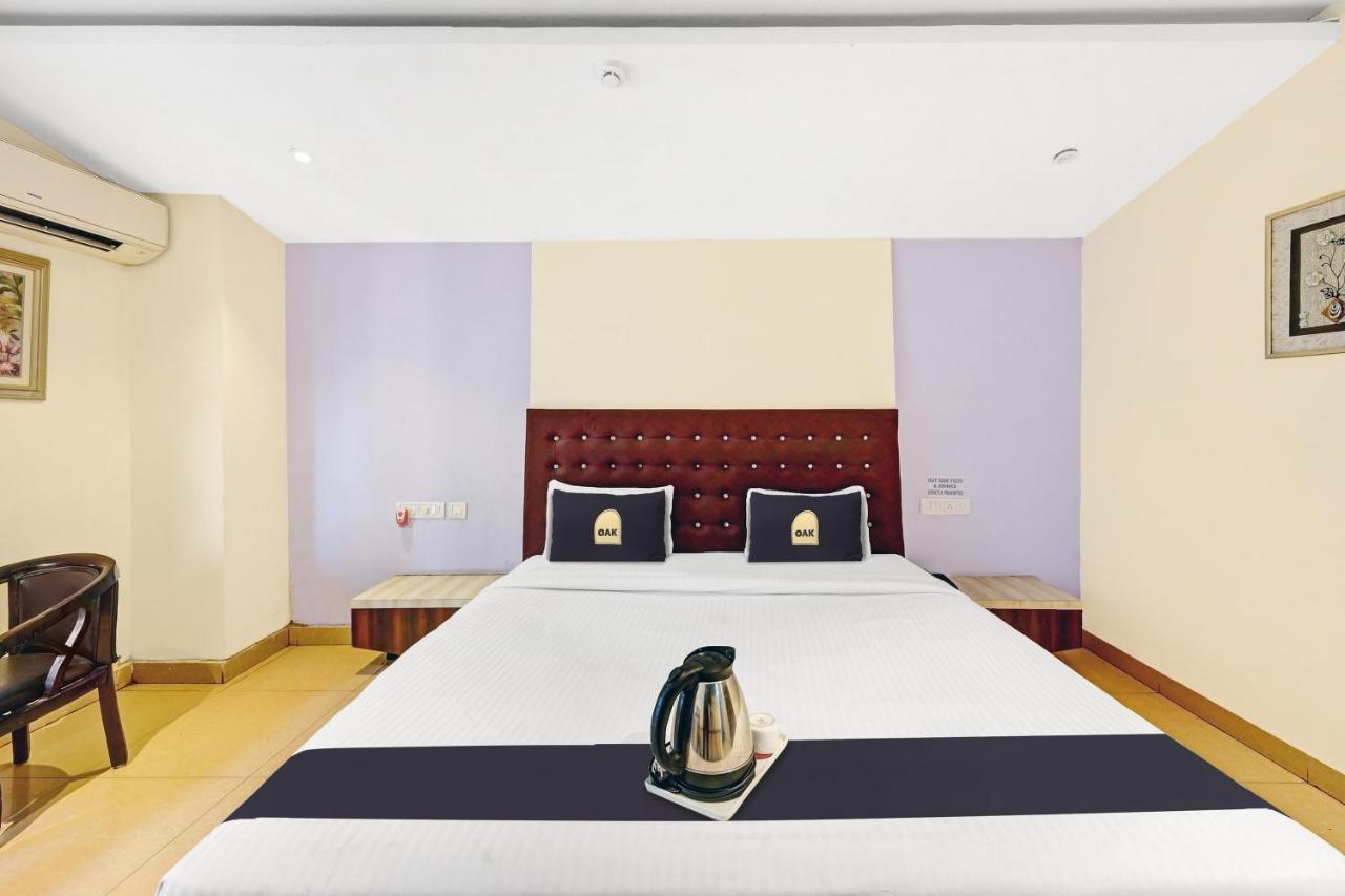 Townhouse Oak Pentagon Residency Otel Bhubaneswar Dış mekan fotoğraf
