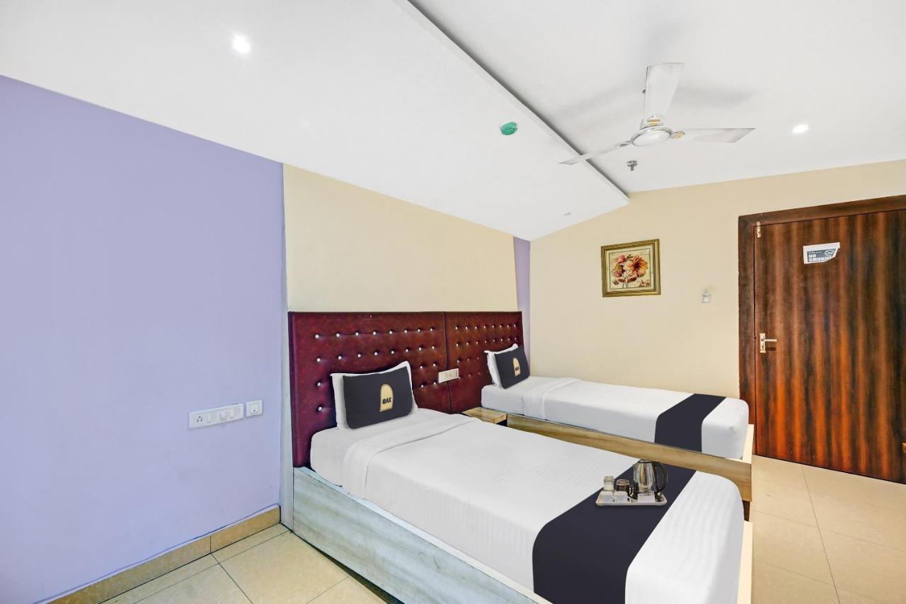 Townhouse Oak Pentagon Residency Otel Bhubaneswar Dış mekan fotoğraf