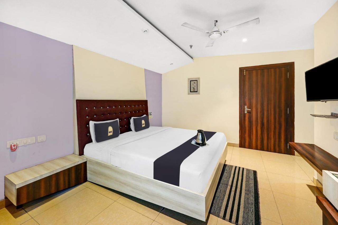 Townhouse Oak Pentagon Residency Otel Bhubaneswar Dış mekan fotoğraf